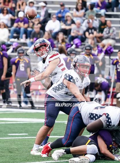 Thumbnail 2 in Campolindo vs. Amador Valley (Honor Bowl) photogallery.