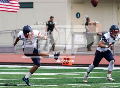 Thumbnail 1 in Campolindo vs. Amador Valley (Honor Bowl) photogallery.