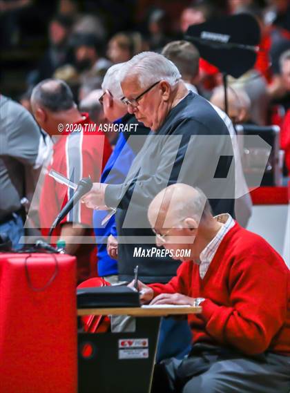 Thumbnail 2 in Greensburg vs Connersville (IHSAA Sectional Playoff) photogallery.