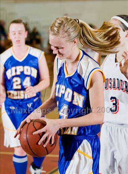Thumbnail 1 in Ripon Christian @ Modesto Christian photogallery.