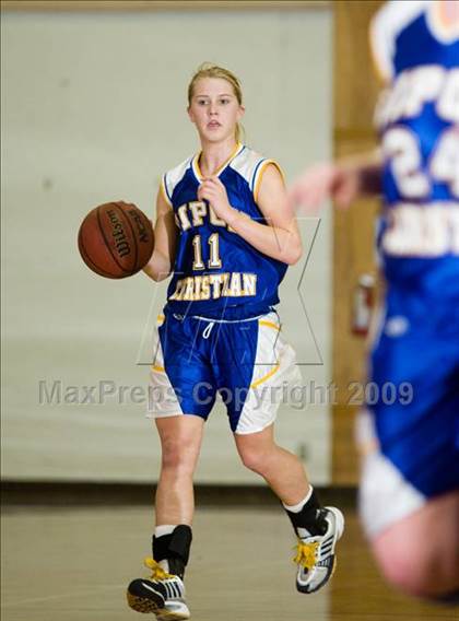 Thumbnail 1 in Ripon Christian @ Modesto Christian photogallery.