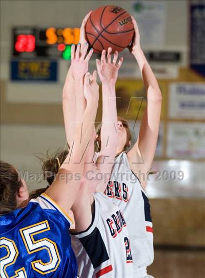 Thumbnail 3 in Ripon Christian @ Modesto Christian photogallery.