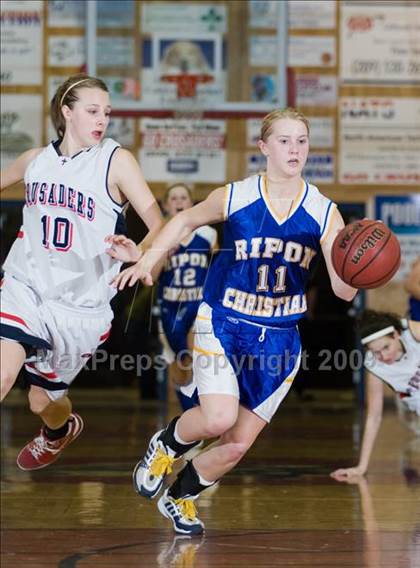 Thumbnail 1 in Ripon Christian @ Modesto Christian photogallery.