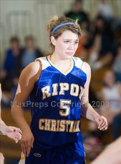 Thumbnail 3 in Ripon Christian @ Modesto Christian photogallery.