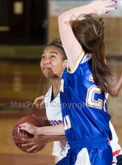 Thumbnail 3 in Ripon Christian @ Modesto Christian photogallery.