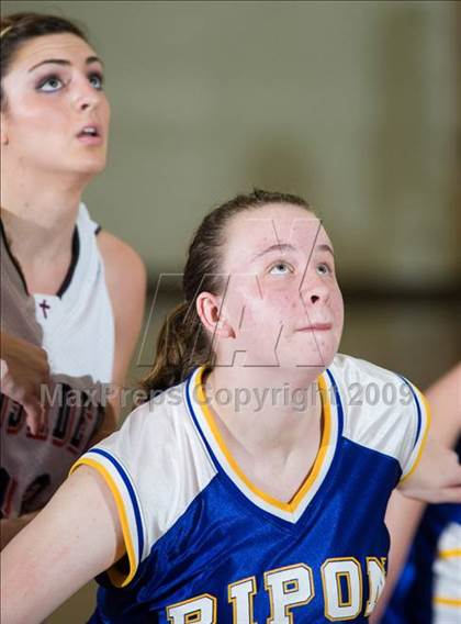 Thumbnail 2 in Ripon Christian @ Modesto Christian photogallery.