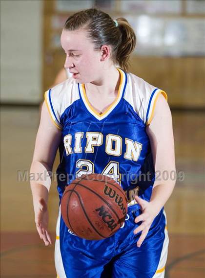 Thumbnail 1 in Ripon Christian @ Modesto Christian photogallery.