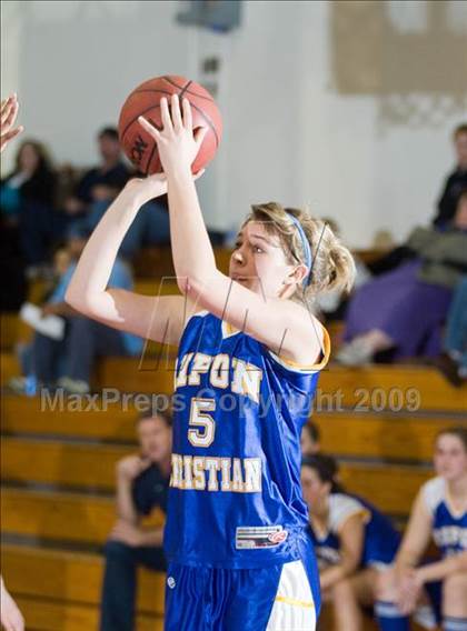 Thumbnail 2 in Ripon Christian @ Modesto Christian photogallery.