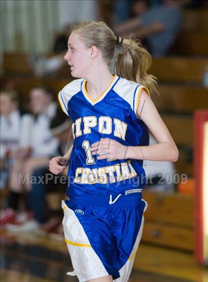 Thumbnail 3 in Ripon Christian @ Modesto Christian photogallery.