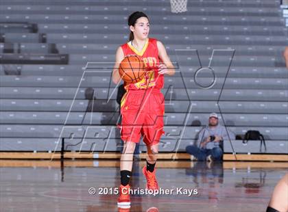 Thumbnail 3 in Murphysboro vs. Benton (Carterville Mid-Winter Tournament) photogallery.