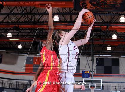 Thumbnail 3 in Murphysboro vs. Benton (Carterville Mid-Winter Tournament) photogallery.