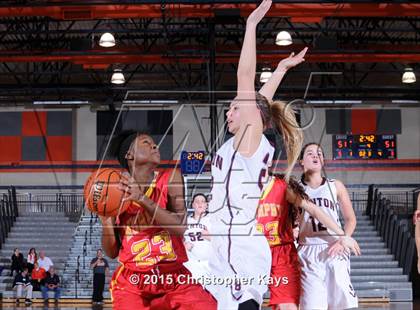 Thumbnail 2 in Murphysboro vs. Benton (Carterville Mid-Winter Tournament) photogallery.