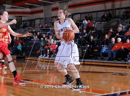 Thumbnail 3 in Murphysboro vs. Benton (Carterville Mid-Winter Tournament) photogallery.