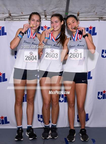 Thumbnail 2 in UIL Cross Country 6A Finals (5K) photogallery.