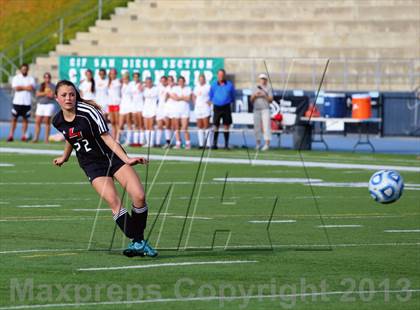 Thumbnail 1 in Cathedral Catholic v. La Jolla (CIF SDS D3 Final) photogallery.