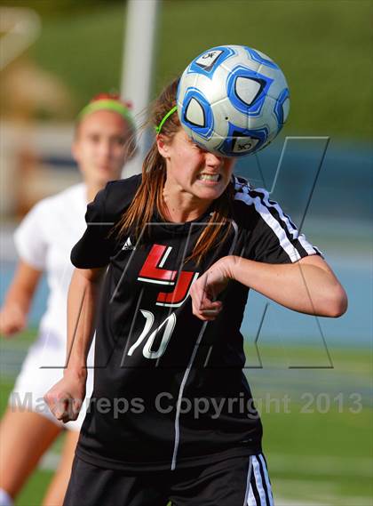 Thumbnail 2 in Cathedral Catholic v. La Jolla (CIF SDS D3 Final) photogallery.
