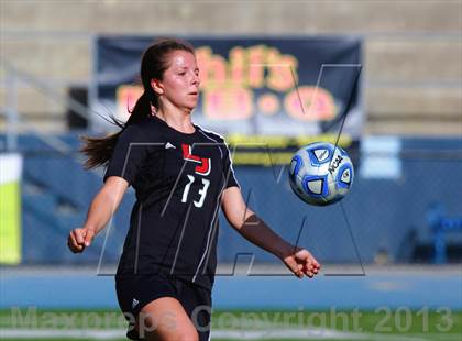Thumbnail 1 in Cathedral Catholic v. La Jolla (CIF SDS D3 Final) photogallery.