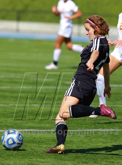 Thumbnail 3 in Cathedral Catholic v. La Jolla (CIF SDS D3 Final) photogallery.