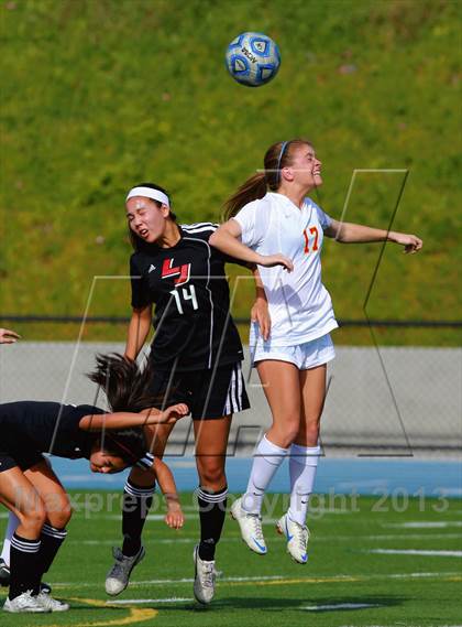 Thumbnail 3 in Cathedral Catholic v. La Jolla (CIF SDS D3 Final) photogallery.