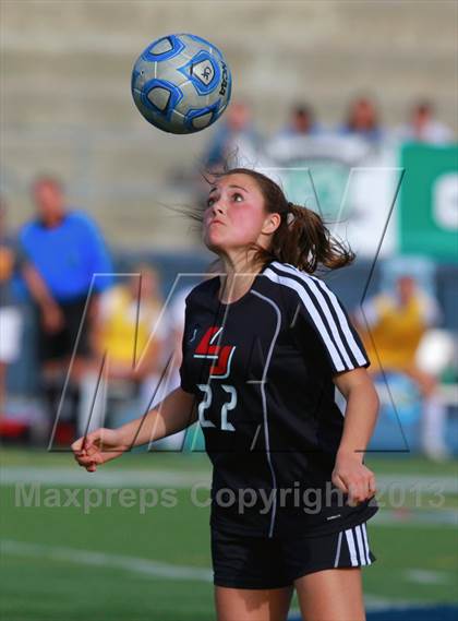Thumbnail 1 in Cathedral Catholic v. La Jolla (CIF SDS D3 Final) photogallery.