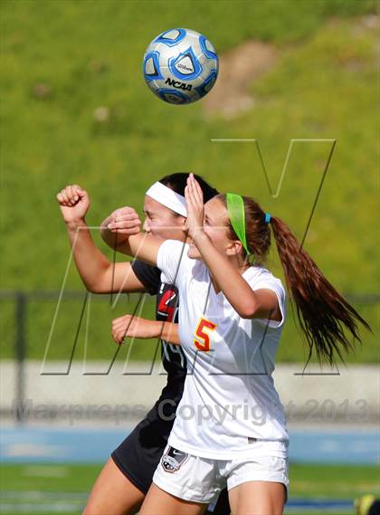 Thumbnail 1 in Cathedral Catholic v. La Jolla (CIF SDS D3 Final) photogallery.