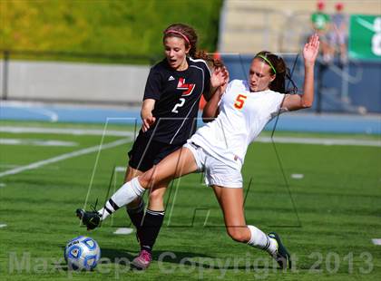 Thumbnail 1 in Cathedral Catholic v. La Jolla (CIF SDS D3 Final) photogallery.