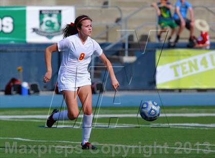 Thumbnail 3 in Cathedral Catholic v. La Jolla (CIF SDS D3 Final) photogallery.