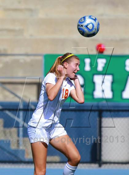 Thumbnail 2 in Cathedral Catholic v. La Jolla (CIF SDS D3 Final) photogallery.