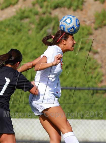 Thumbnail 1 in Cathedral Catholic v. La Jolla (CIF SDS D3 Final) photogallery.