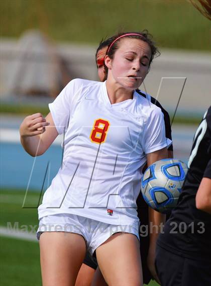 Thumbnail 3 in Cathedral Catholic v. La Jolla (CIF SDS D3 Final) photogallery.