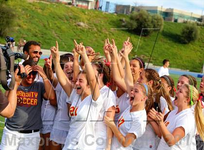 Thumbnail 2 in Cathedral Catholic v. La Jolla (CIF SDS D3 Final) photogallery.