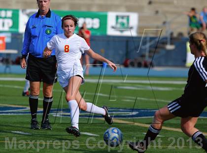 Thumbnail 1 in Cathedral Catholic v. La Jolla (CIF SDS D3 Final) photogallery.