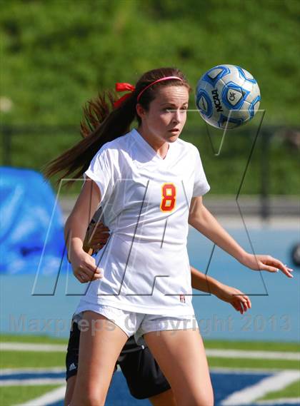 Thumbnail 2 in Cathedral Catholic v. La Jolla (CIF SDS D3 Final) photogallery.