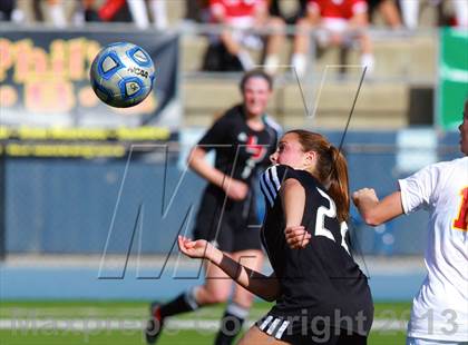 Thumbnail 3 in Cathedral Catholic v. La Jolla (CIF SDS D3 Final) photogallery.