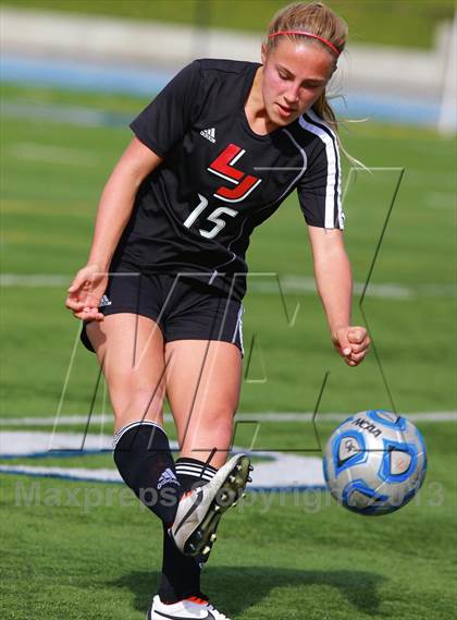 Thumbnail 3 in Cathedral Catholic v. La Jolla (CIF SDS D3 Final) photogallery.
