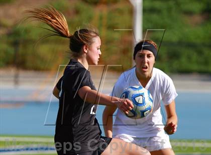 Thumbnail 2 in Cathedral Catholic v. La Jolla (CIF SDS D3 Final) photogallery.