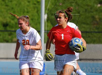 Thumbnail 3 in Cathedral Catholic v. La Jolla (CIF SDS D3 Final) photogallery.