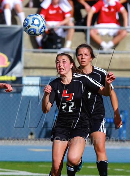 Thumbnail 1 in Cathedral Catholic v. La Jolla (CIF SDS D3 Final) photogallery.
