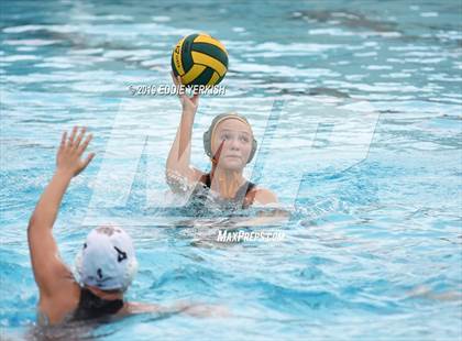 Thumbnail 1 in El Camino vs. Brea Olinda photogallery.