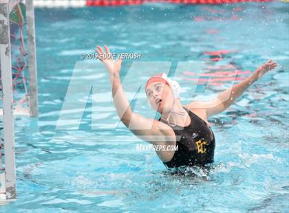 Thumbnail 1 in El Camino vs. Brea Olinda photogallery.