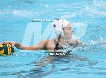 Thumbnail 1 in El Camino vs. Brea Olinda photogallery.