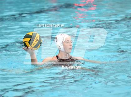 Thumbnail 1 in El Camino vs. Brea Olinda photogallery.