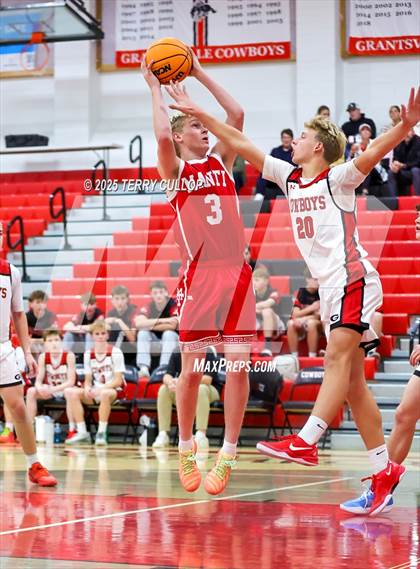 Thumbnail 1 in FR: Manti @ Grantsville (Sophomore) photogallery.