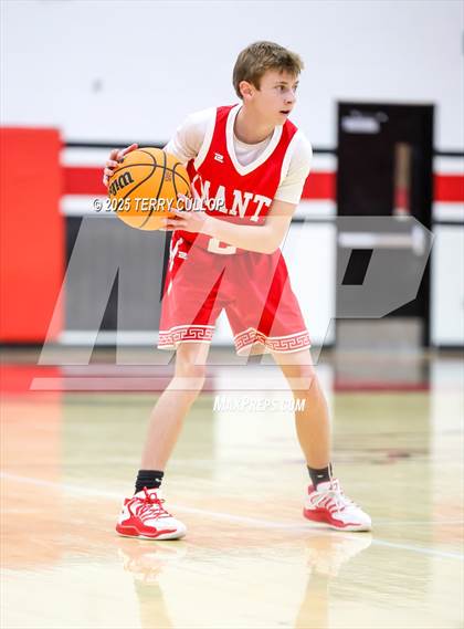 Thumbnail 2 in FR: Manti @ Grantsville (Sophomore) photogallery.