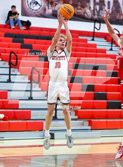 Thumbnail 2 in FR: Manti @ Grantsville (Sophomore) photogallery.