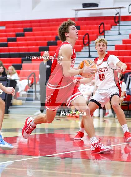 Thumbnail 1 in FR: Manti @ Grantsville (Sophomore) photogallery.