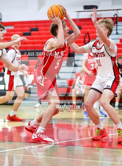 Thumbnail 3 in FR: Manti @ Grantsville (Sophomore) photogallery.