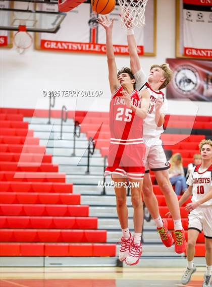 Thumbnail 2 in FR: Manti @ Grantsville (Sophomore) photogallery.