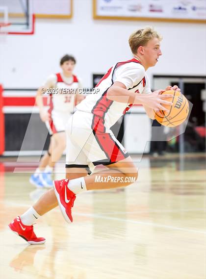 Thumbnail 1 in FR: Manti @ Grantsville (Sophomore) photogallery.