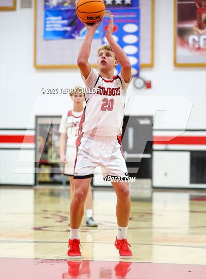 Thumbnail 3 in FR: Manti @ Grantsville (Sophomore) photogallery.